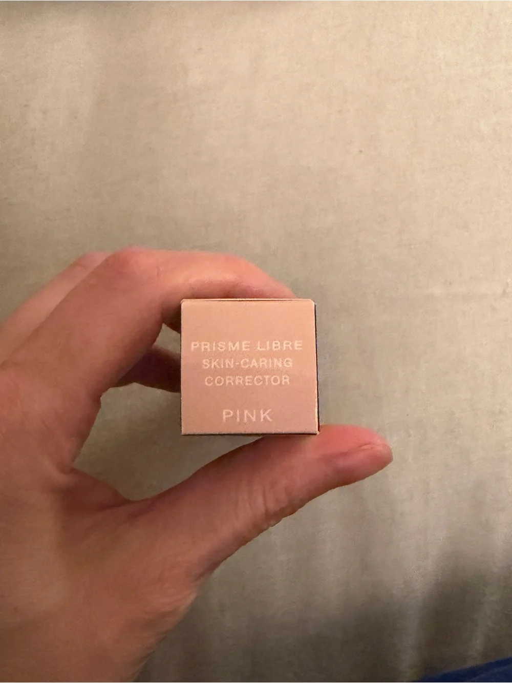 Givenchy Prisme Libre Skin-Caring Corrector - Pink